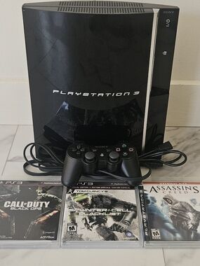 80 Gb Sony PlayStation 3 Console Bundle in Black with Controller and Games